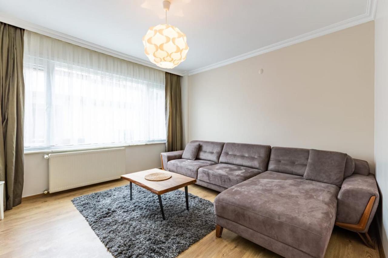 Cozy Flat With Outstanding Bosphorus View In Beyoglu Стамбул